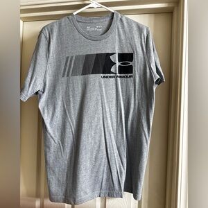 Men’s Under Armour T-shirt NWOT